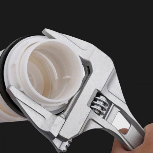 Γαλλικό κλειδί με μεγάλο άνοιγμα.