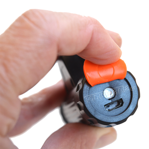 Φακός κεφαλής LED επαναφορτιζόμενος.