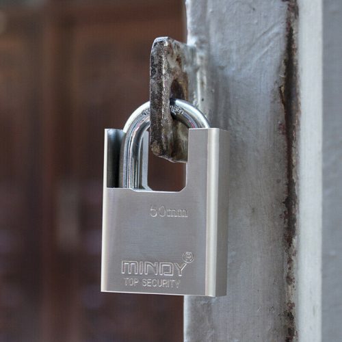 Λουκέτο ατσάλινο κλειστού λαιμού 50 mm.